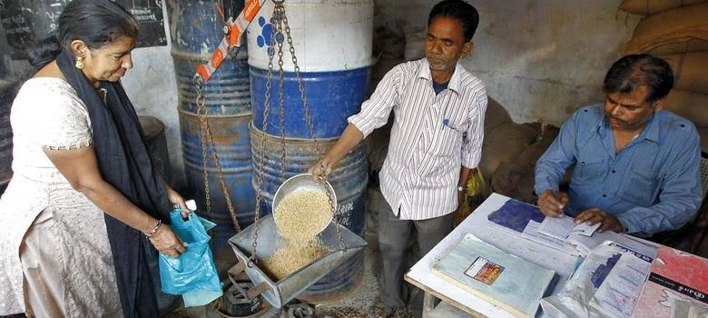 If ration grains are sold, action will be taken 2025: रेशनचा अनाज विकला तर कारवाई होईल : महत्त्वाची माहिती
